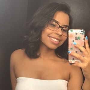 Meet your Posher, Esther